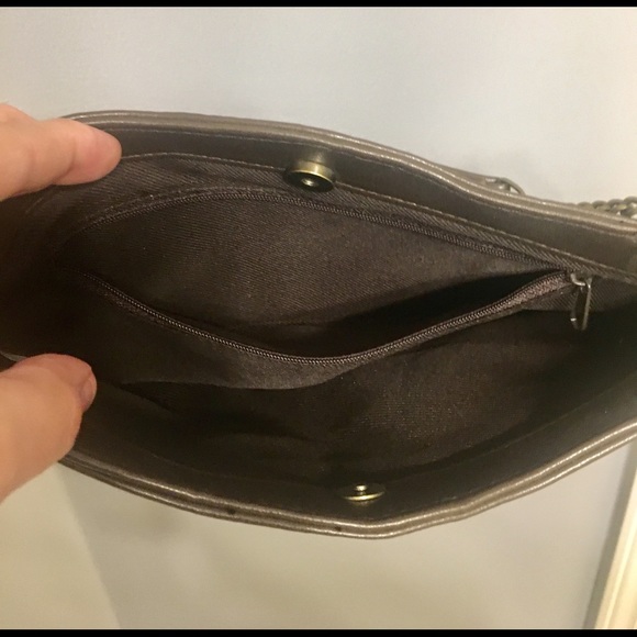 Mixed metals shoulder bag - Picture 4 of 7